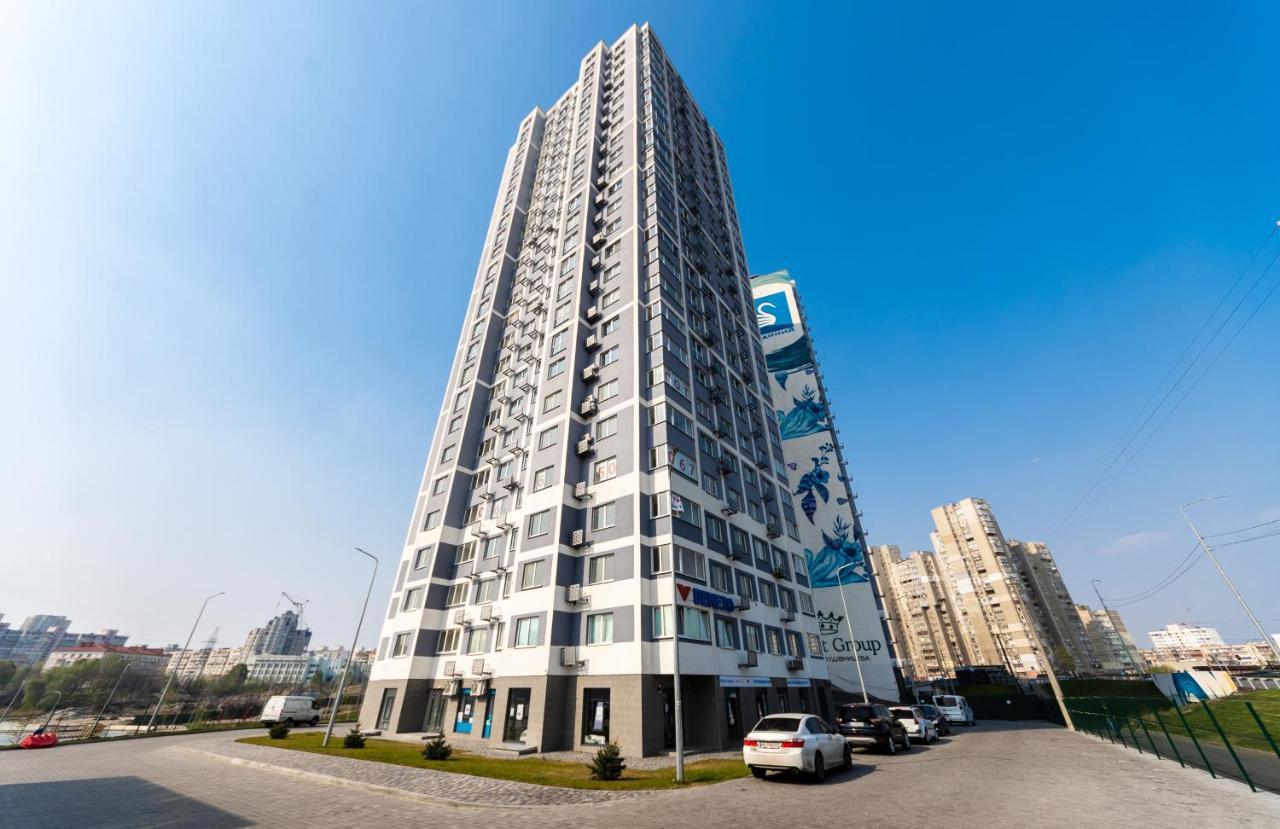 Квартира В Жк Лебединый, Ревуцкого 40 В, Метро Харьковская Позняки Kyiv Exterior photo